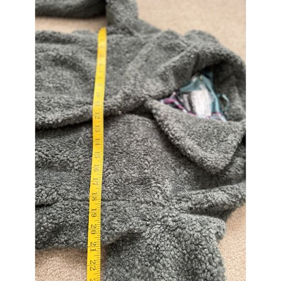 Kensie Faux Fur Teddy Green Coat Womens Size Medium Luxurious Snap - Picture 6 of 9